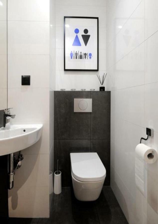 Bulwary Wislane P&O Serviced Apartments With Ac Warschau Exterior foto